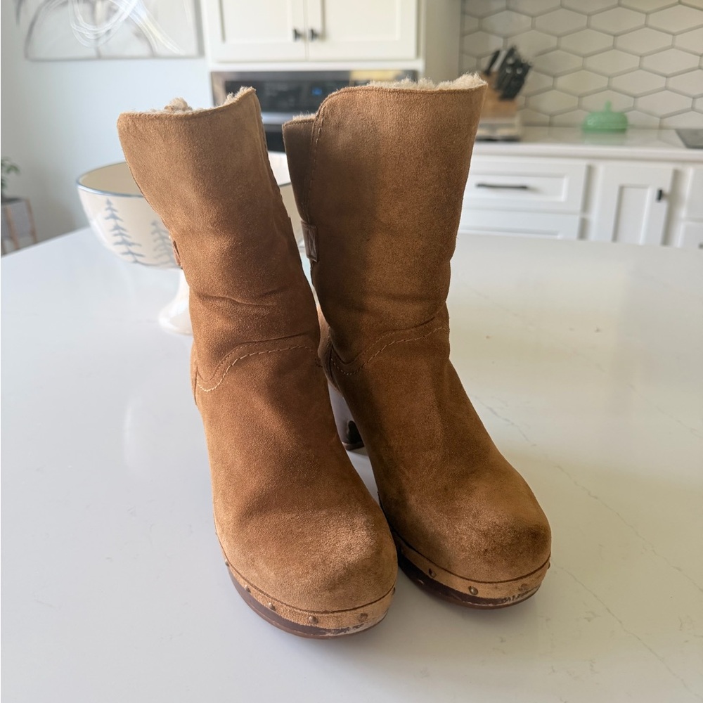 UGG brand boots, Brown Suede Boots with Shearling Lining